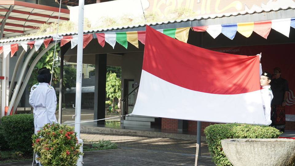 Peringati HUT Republik Indonesia ke-79, Universitas Dinamika Gelar Upacara Kemerdekaan